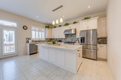 Photo 18 at 3045 Parsonage Crescent, GO Glenorchy, Oakville