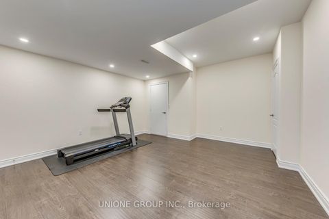 Photo 39 at 3045 Parsonage Crescent, GO Glenorchy, Oakville