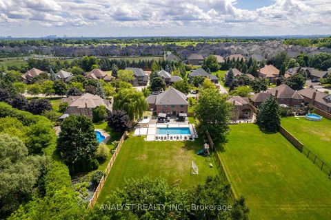 Photo 1 at 42 Robinson Road, Nobleton, King