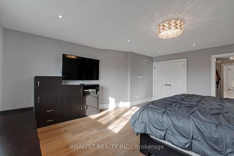 Photo 23 at 42 Robinson Road, Nobleton, King