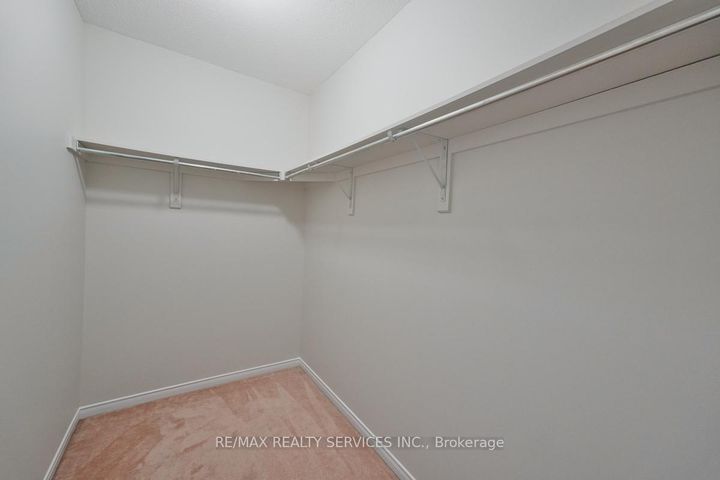 Photo 23 at 30 Loftsmoor Drive, Wellington, Brampton