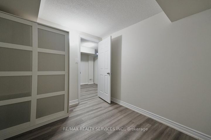 Photo 41 at 30 Loftsmoor Drive, Wellington, Brampton