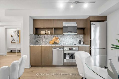 Photo 12 at 226 - 9 Mabelle Avenue, City Centre West, Toronto