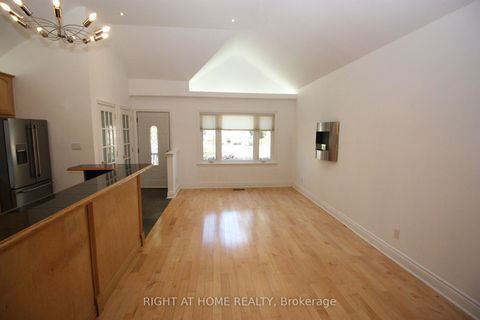Photo 3 at 479 Rimilton Avenue, Alderwood, Toronto