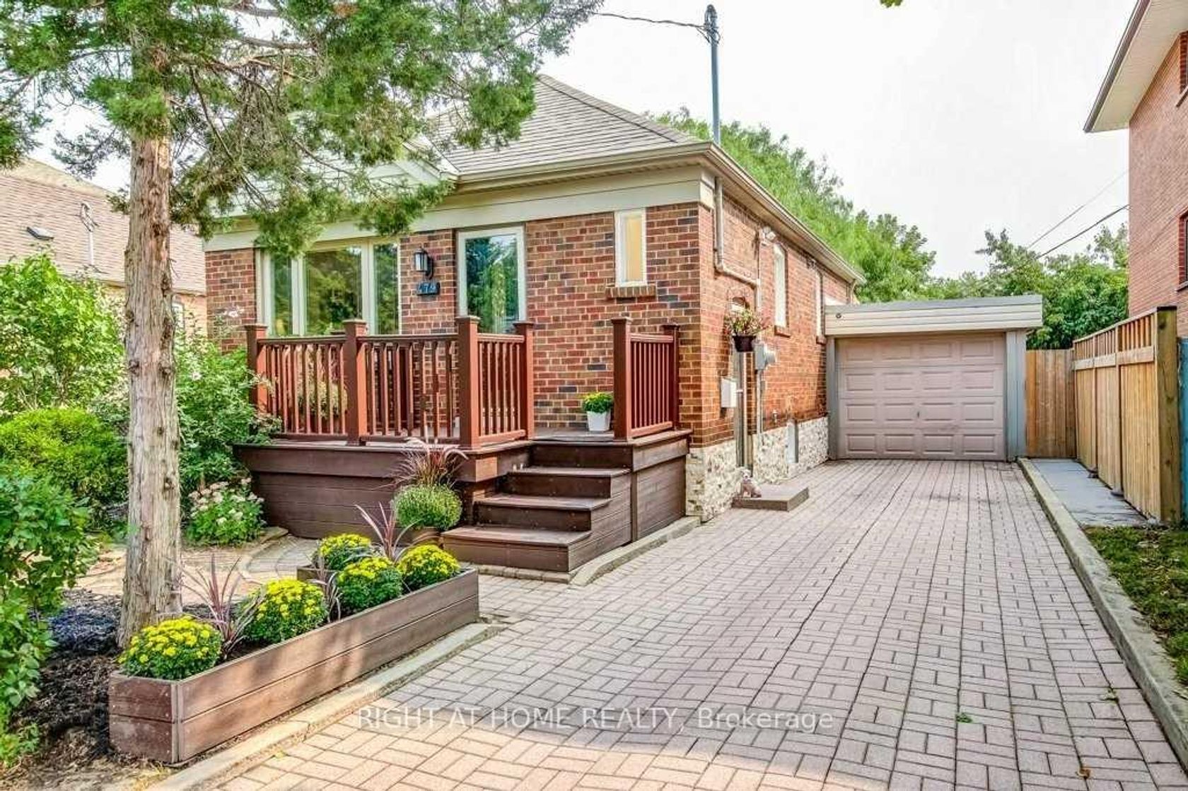 479 Rimilton Avenue, Alderwood, Toronto 