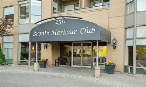 Photo 4 at 319 - 2511 Lakeshore Road W, BR Bronte, Oakville