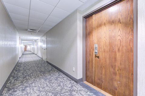 Photo 6 at 319 - 2511 Lakeshore Road W, BR Bronte, Oakville