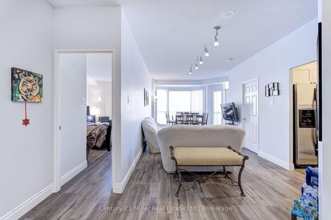 Photo 9 at 319 - 2511 Lakeshore Road W, BR Bronte, Oakville