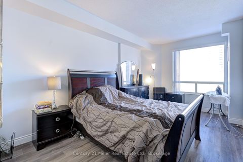 Photo 19 at 319 - 2511 Lakeshore Road W, BR Bronte, Oakville