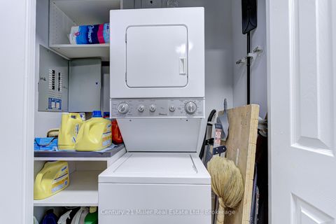 Photo 21 at 319 - 2511 Lakeshore Road W, BR Bronte, Oakville