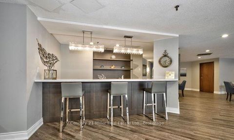 Photo 29 at 319 - 2511 Lakeshore Road W, BR Bronte, Oakville