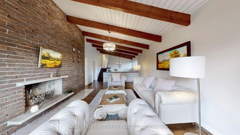 Photo 6 at 29 Ruden Crescent, Donalda, Toronto