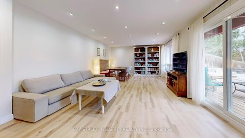 Photo 33 at 29 Ruden Crescent, Donalda, Toronto