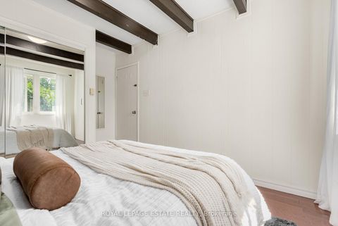 Photo 32 at 21 Nuffield Drive, Guildwood, Toronto