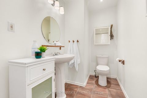 Photo 41 at 21 Nuffield Drive, Guildwood, Toronto
