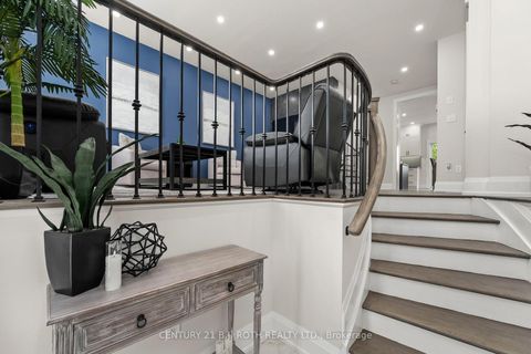 Photo 2 at 15 - 8032 KIPLING Avenue, West Woodbridge, Vaughan