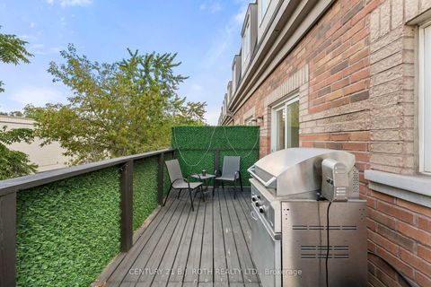 Photo 13 at 15 - 8032 KIPLING Avenue, West Woodbridge, Vaughan