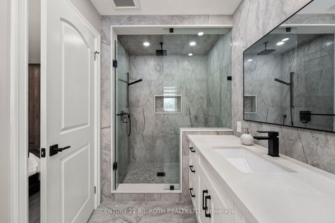 Photo 21 at 15 - 8032 KIPLING Avenue, West Woodbridge, Vaughan