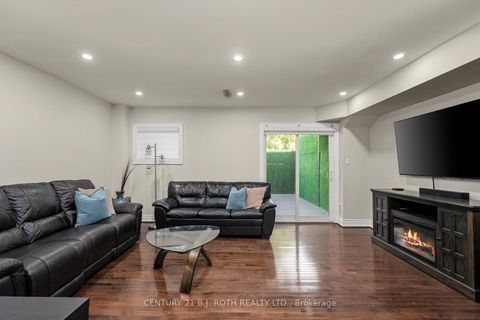 Photo 29 at 15 - 8032 KIPLING Avenue, West Woodbridge, Vaughan Photo 29 at 15 - 8032 KIPLING Avenue, West Woodbridge, Vaughan