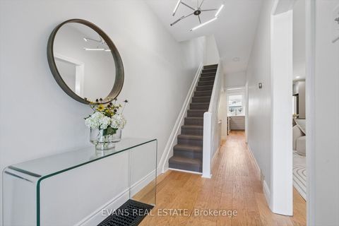 Photo 10 at 25 Uxbridge Avenue, Pellam Park, Toronto