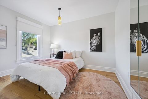 Photo 13 at 25 Uxbridge Avenue, Pellam Park, Toronto