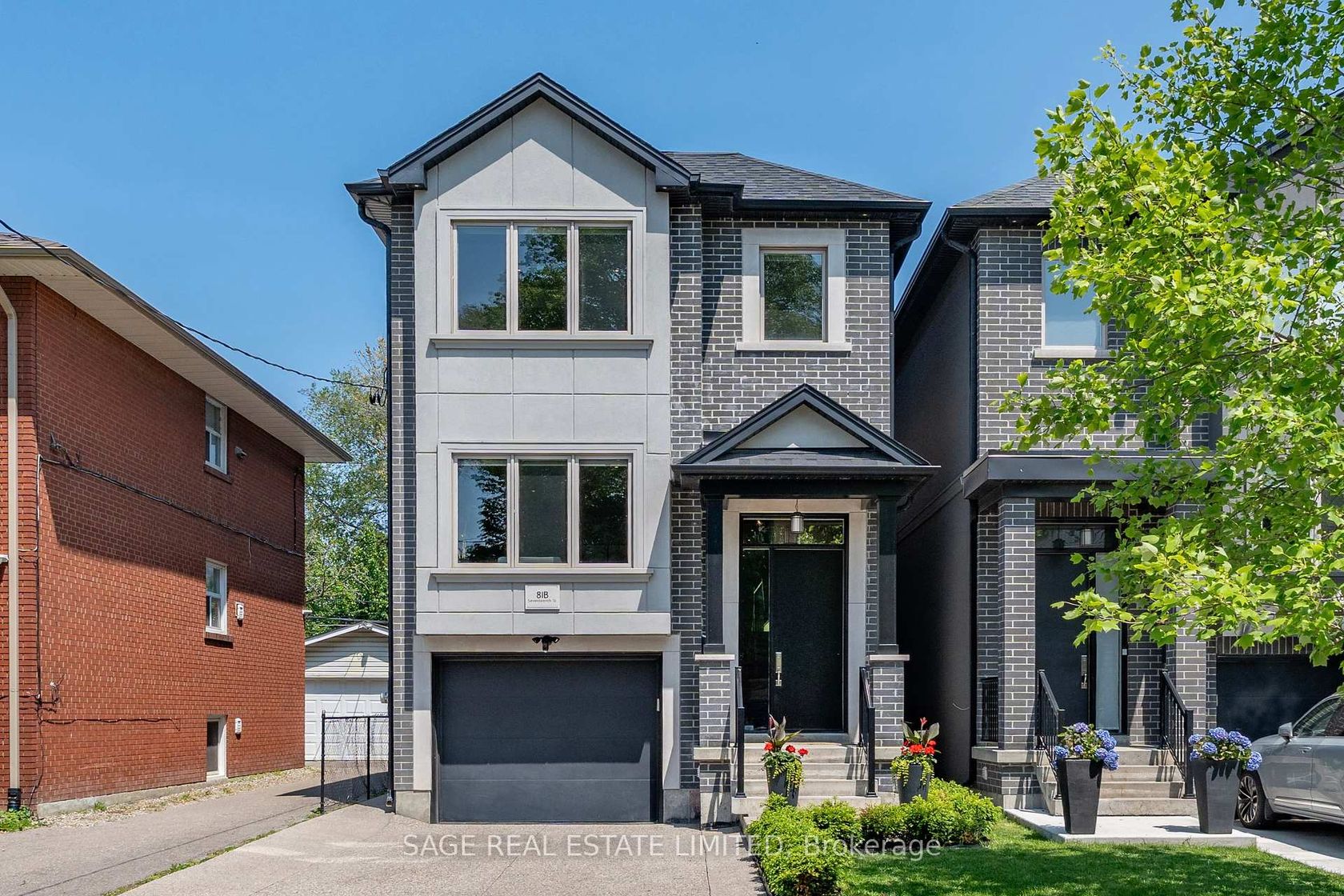 81B Seventeenth Street, New Toronto, Toronto by Loree Meneguzzi Real Estate 81B Seventeenth Street, New Toronto, Toronto
