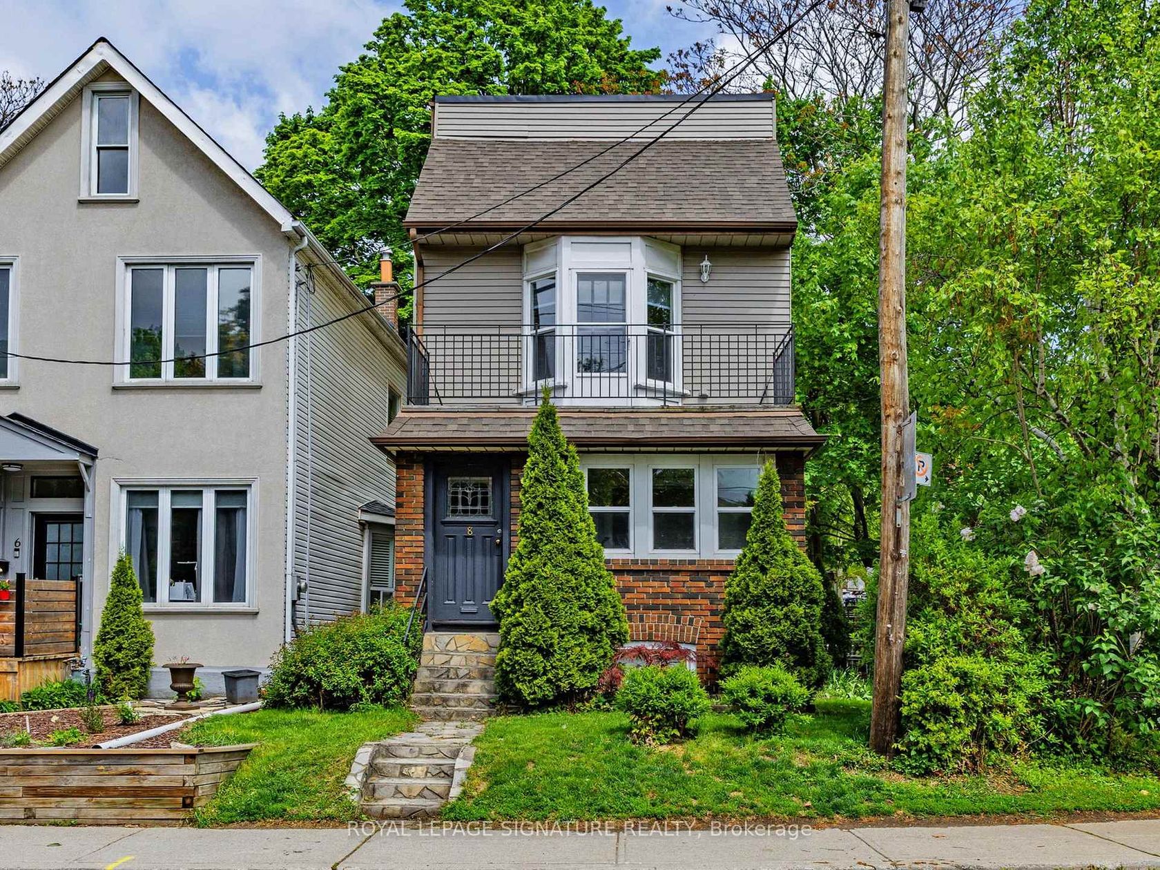 8 Fairford Avenue, Coxwell, Toronto 
