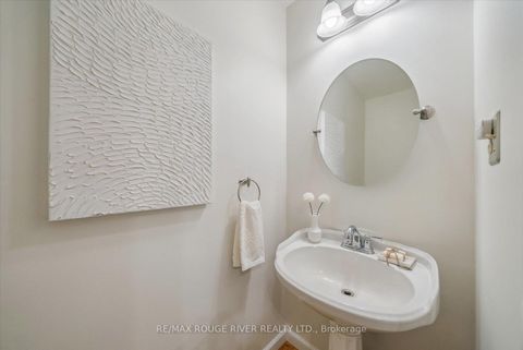 Photo 18 at 153 Walton Drive, Aurora Village, Aurora