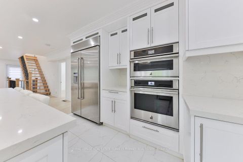 Photo 7 at 1003 Lakeshore Road W, SW Southwest, Oakville