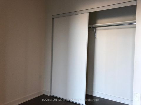 Photo 13 at 212W - 27 Bathurst Street, Waterfront Communities C1, Toronto