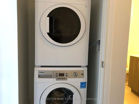 Photo 21 at 212W - 27 Bathurst Street, Waterfront Communities C1, Toronto