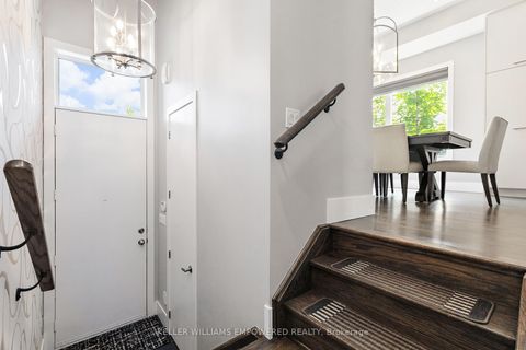 Photo 2 at 10558 Bayview Avenue, Crosby, Richmond Hill