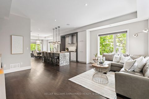 Photo 16 at 10558 Bayview Avenue, Crosby, Richmond Hill