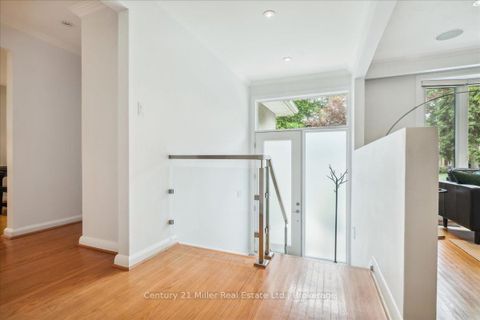Photo 4 at 1129 Shaw Street, WO West, Oakville