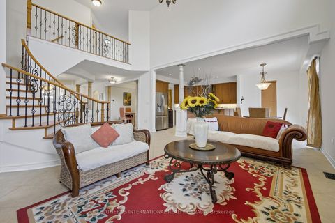 Photo 10 at 12 Parisian Crescent, Shore, Barrie Photo 10 at 12 Parisian Crescent, Shore, Barrie