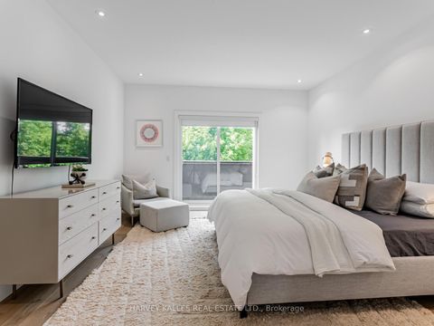 Photo 14 at 12 Coates Avenue, Oakwood Village, Toronto