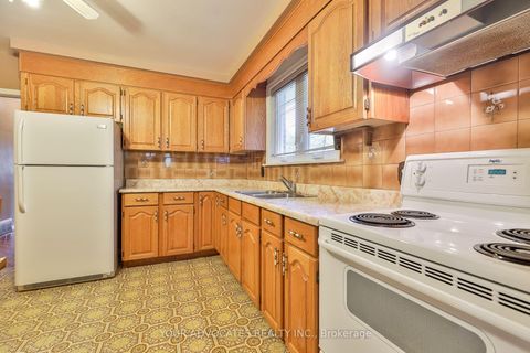 Photo 8 at 35 Beckett Avenue, Rustic, Toronto