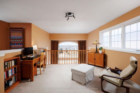 Photo 21 at 1392 Pinecliff Road, WT West Oak Trails, Oakville