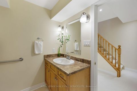 Photo 36 at 1392 Pinecliff Road, WT West Oak Trails, Oakville