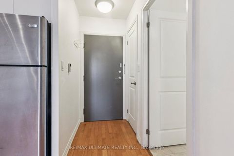 Photo 3 at 1002 - 35 Hayden Street, Yonge Corridor, Toronto