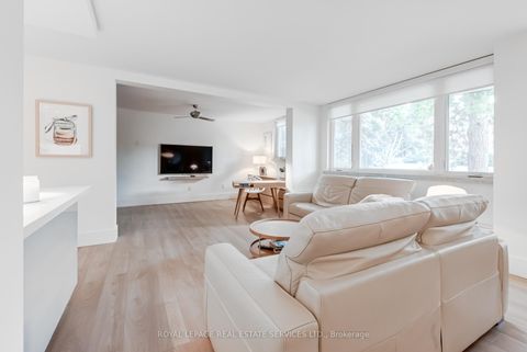 Photo 5 at 221 - 80 Coe Hill Drive, Swansea, Toronto