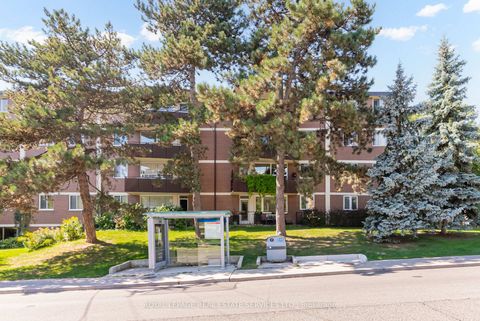 Photo 37 at 221 - 80 Coe Hill Drive, Swansea, Toronto