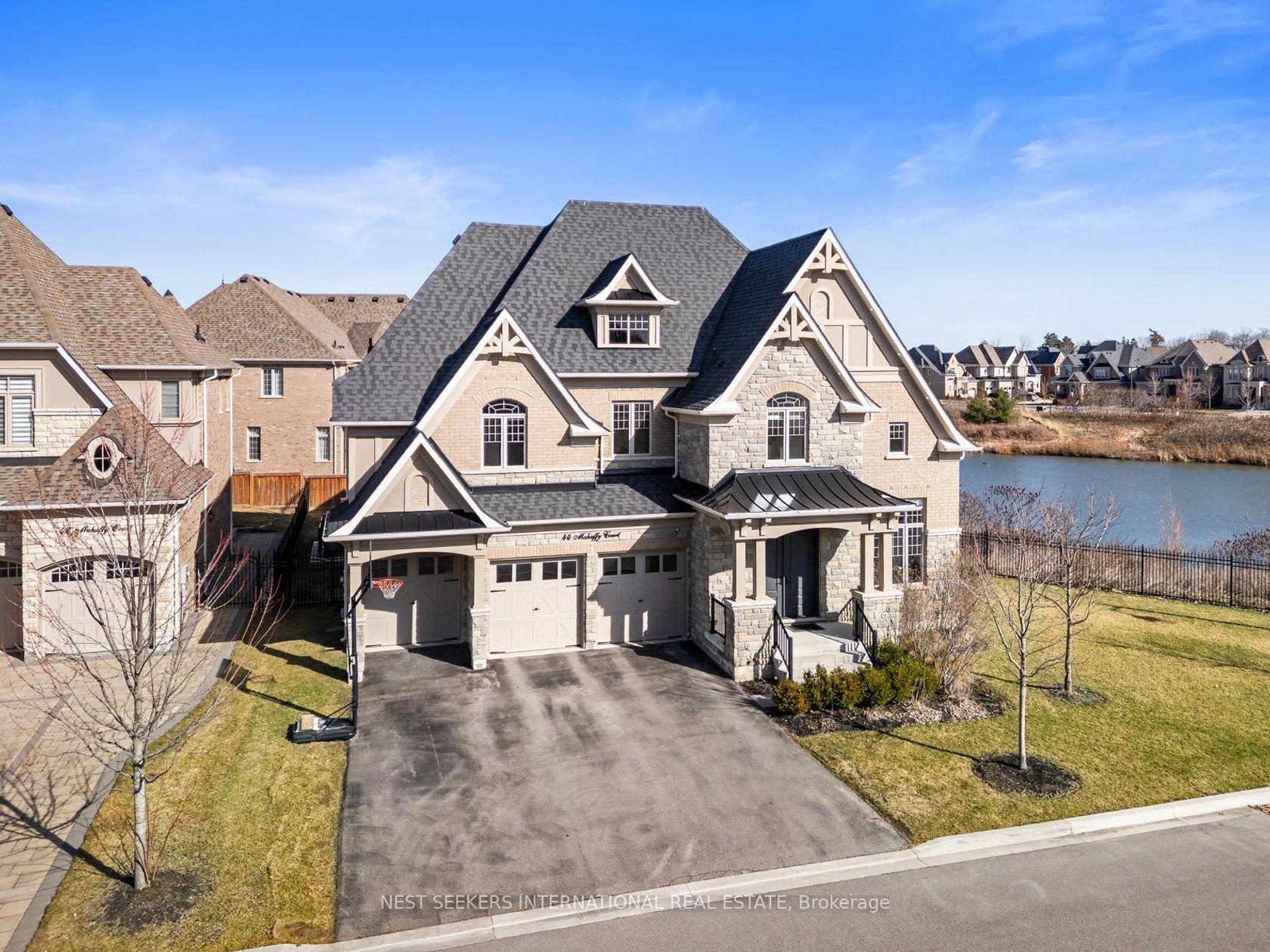 44 Mahaffy Court, Nobleton, King 