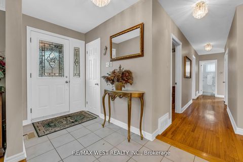 Photo 3 at 15 Breadner Drive, Richview, Toronto