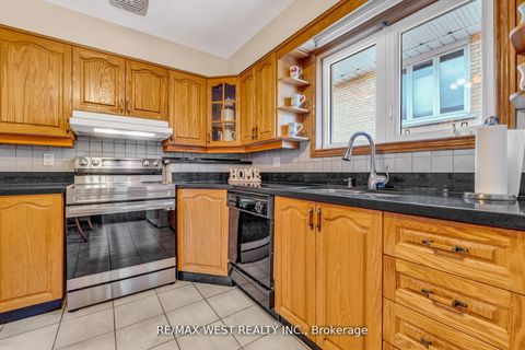 Photo 9 at 15 Breadner Drive, Richview, Toronto