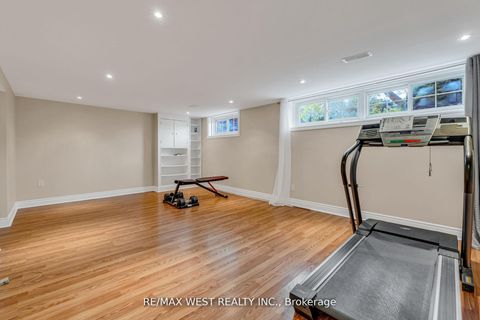 Photo 35 at 15 Breadner Drive, Richview, Toronto