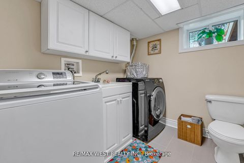 Photo 38 at 15 Breadner Drive, Richview, Toronto