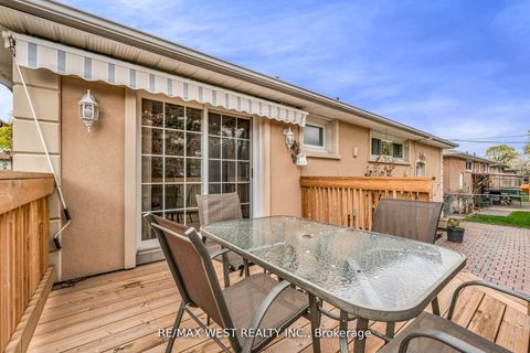Photo 40 at 15 Breadner Drive, Richview, Toronto