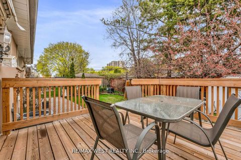 Photo 42 at 15 Breadner Drive, Richview, Toronto