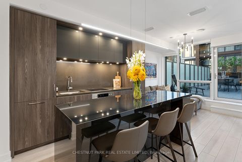 Photo 3 at 610 - 15 Mercer Street, Waterfront Communities C1, Toronto